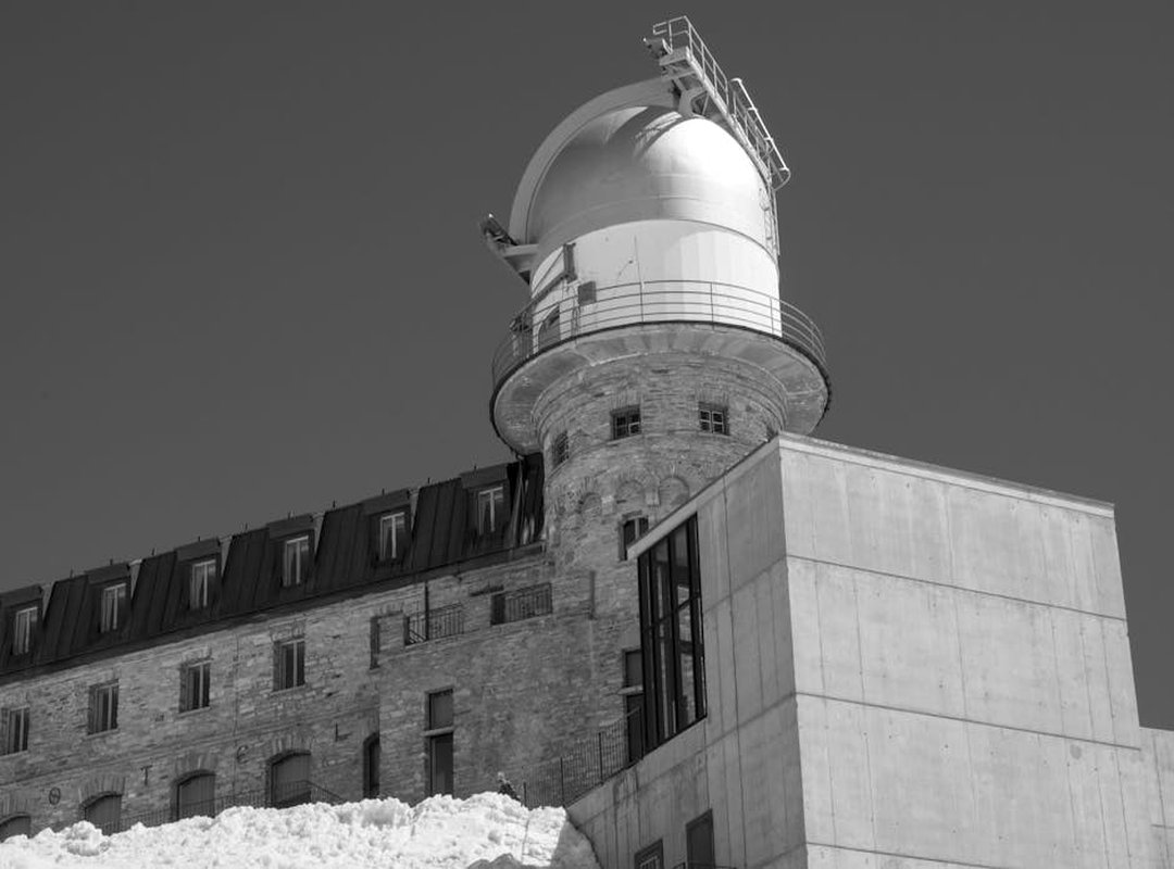 Why Is Lake Yiganlawi Famous