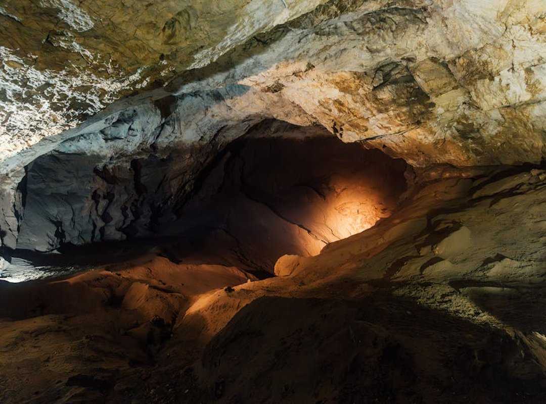 cave photography techniques